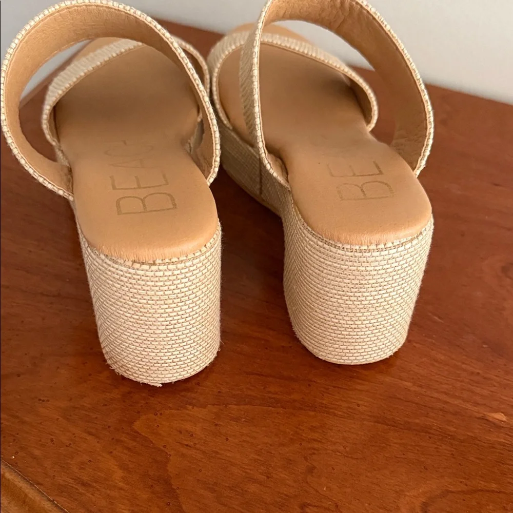 Elegant Cream Platform Sandals - Picture 2 of 4